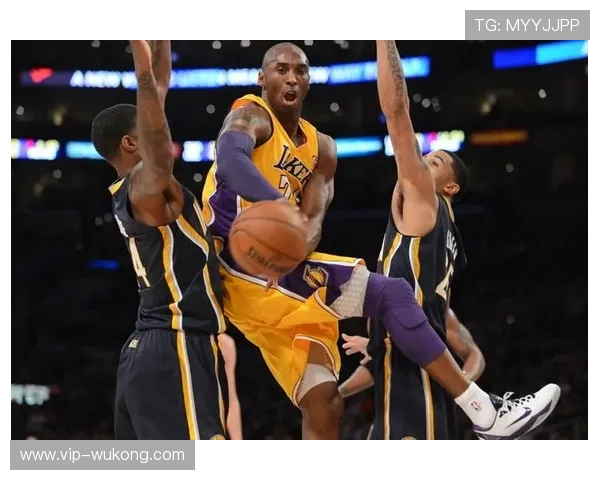 中国男篮防守伸缩性提升,弱侧协防及时补位限制突破分球 中国男篮防守伸缩性提升,弱侧协防及时补位限制突破分球