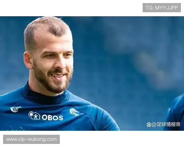 伯恩中卫位置全勤并收获进球 纽卡防线老将展现关键价值 伯恩中卫位置全勤并收获进球 纽卡防线老将展现关键价值